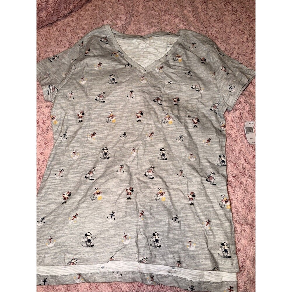 Disney Cruise Line DCL Gray V-neck Shirt NWT Donald Captain Mickey Anchor Small